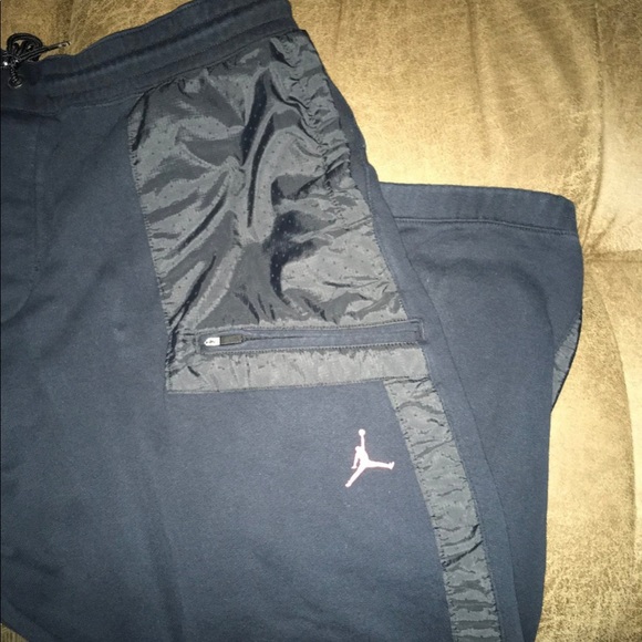 Jordan pants retro 6 Infared - Picture 2 of 5